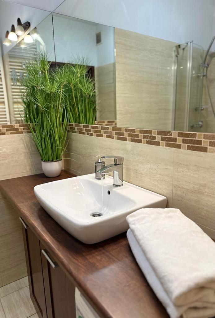 Apartament Przy Rynku Poznan Bagian luar foto